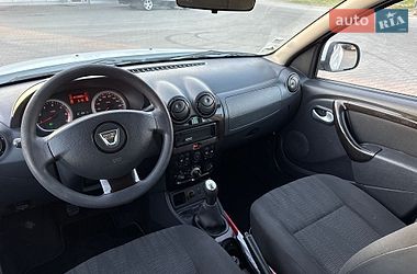 Позашляховик / Кросовер Dacia Duster 2011 в Луцьку