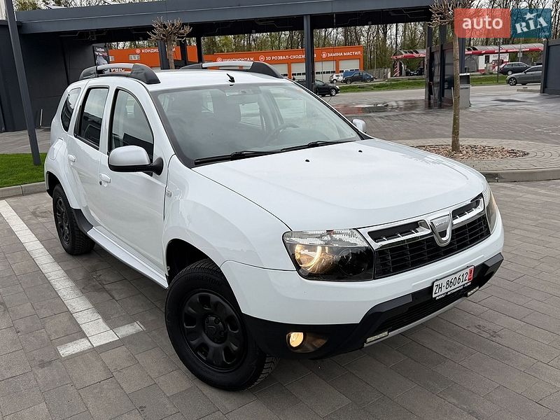 Позашляховик / Кросовер Dacia Duster 2010 в Луцьку