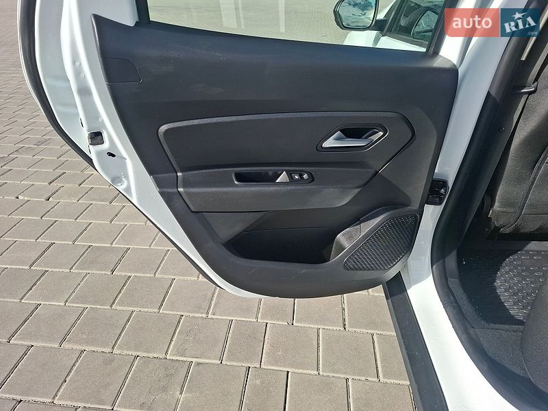 Позашляховик / Кросовер Dacia Duster 2021 в Черкасах фото 14 Позашляховик / Кросовер Dacia Duster 2021 в Черкасах