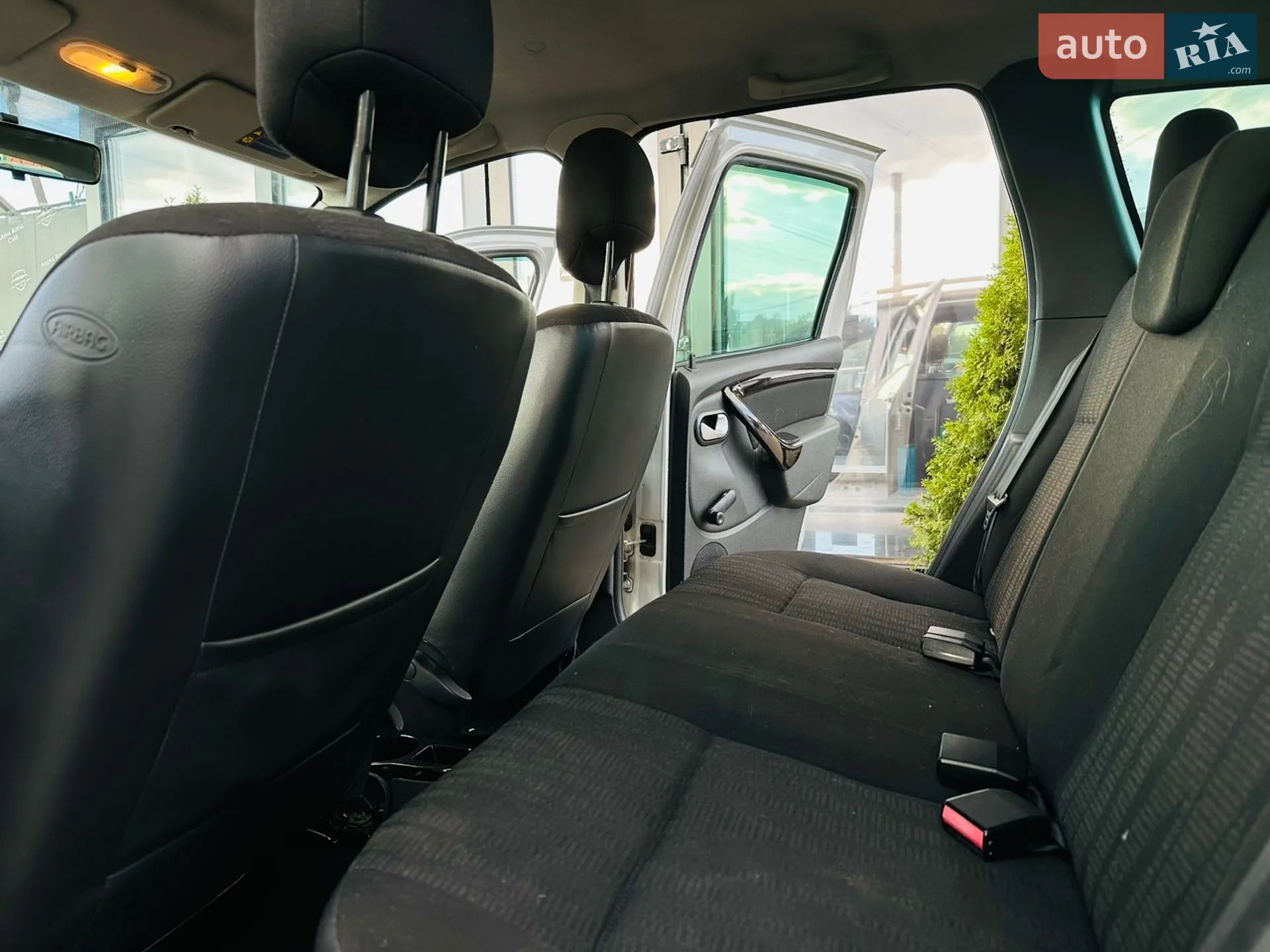 2011 Dacia Duster - мініатюра 16