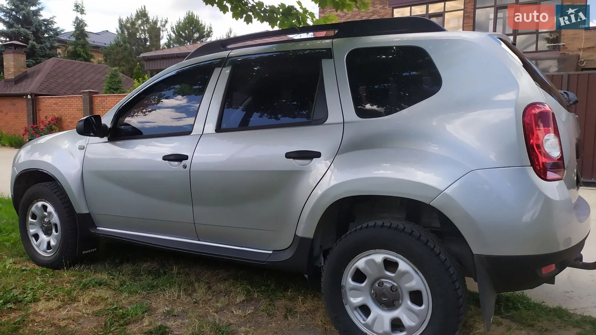 2013 Dacia Duster - мініатюра 2