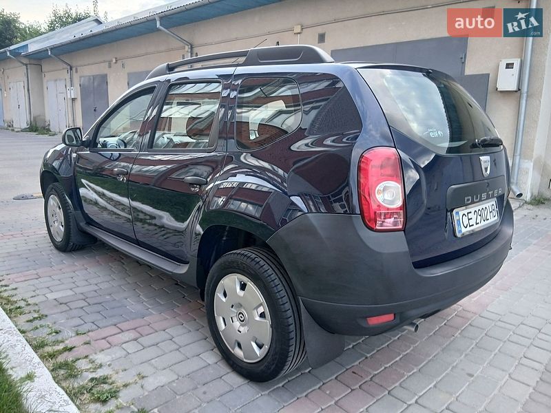 Позашляховик / Кросовер Dacia Duster 2010 в Чорткові