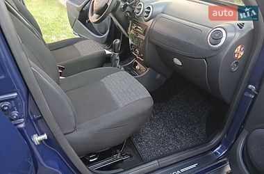 Позашляховик / Кросовер Dacia Duster 2010 в Чорткові