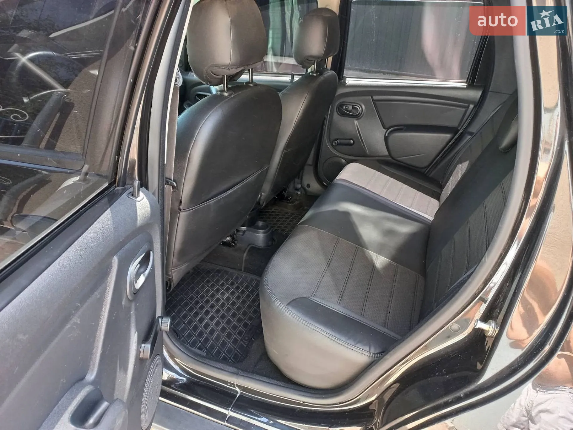 2016 Dacia Duster - мініатюра 27