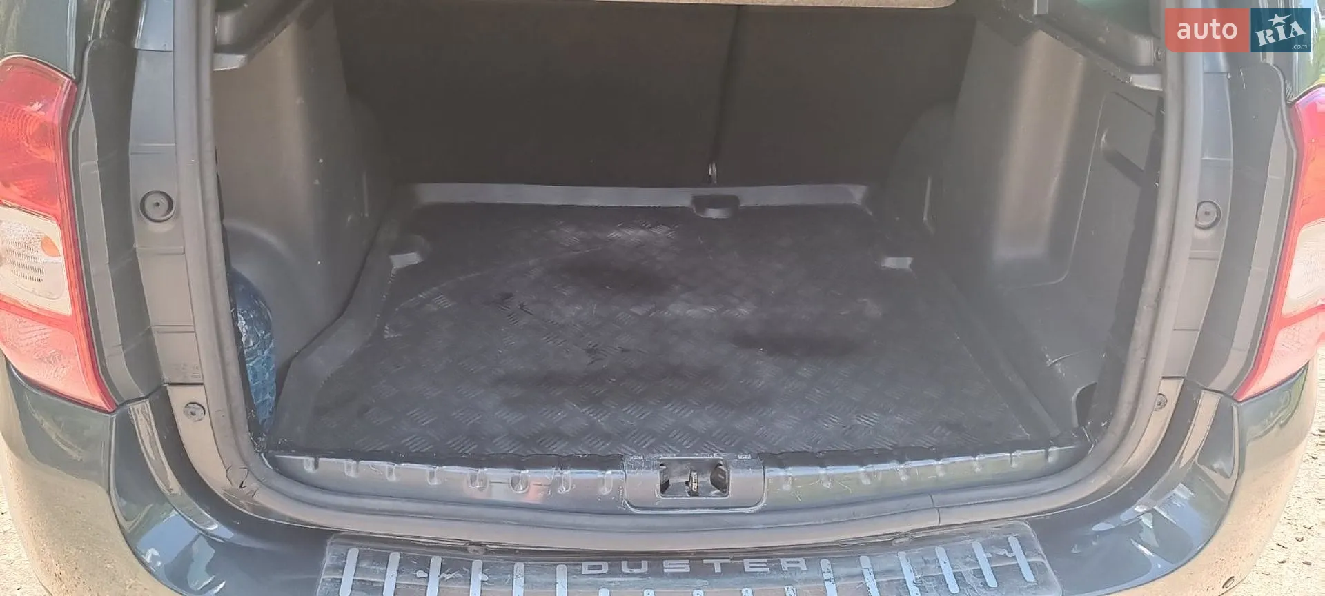 2015 Dacia Duster - мініатюра 28