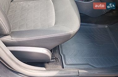 Позашляховик / Кросовер Dacia Duster 2015 в Харкові