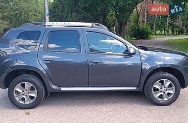 Позашляховик / Кросовер Dacia Duster 2015 в Харкові