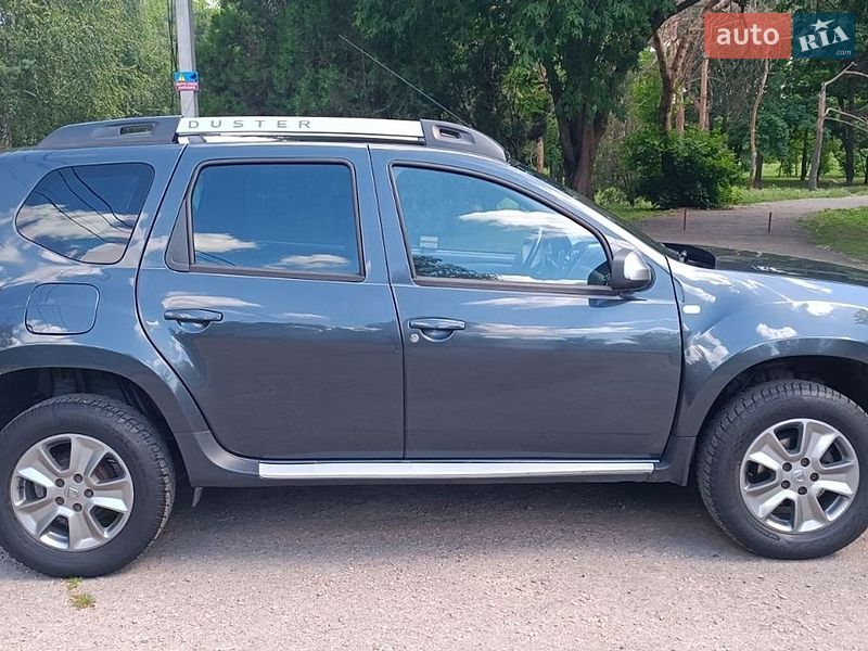 Позашляховик / Кросовер Dacia Duster 2015 в Харкові