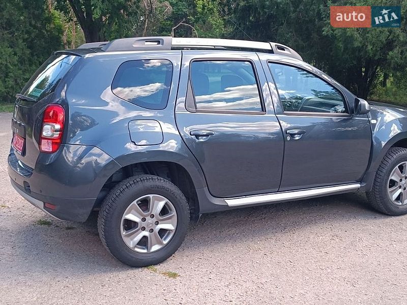 Позашляховик / Кросовер Dacia Duster 2015 в Харкові