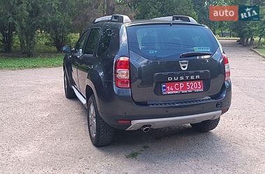 Позашляховик / Кросовер Dacia Duster 2015 в Харкові