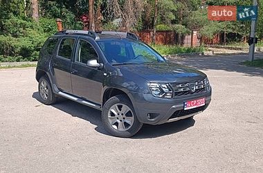 Позашляховик / Кросовер Dacia Duster 2015 в Харкові
