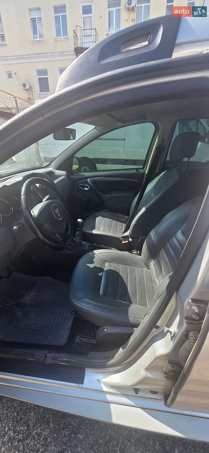 2014 Dacia Duster - мініатюра 9