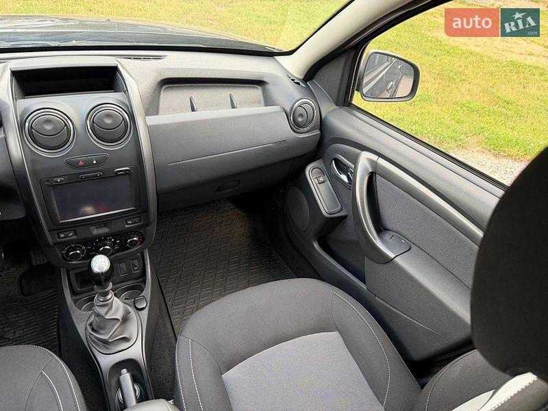 Позашляховик / Кросовер Dacia Duster 2016 в Миргороді