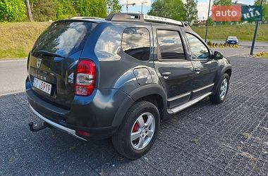 Внедорожник / Кроссовер Dacia Duster 2014 в Мене