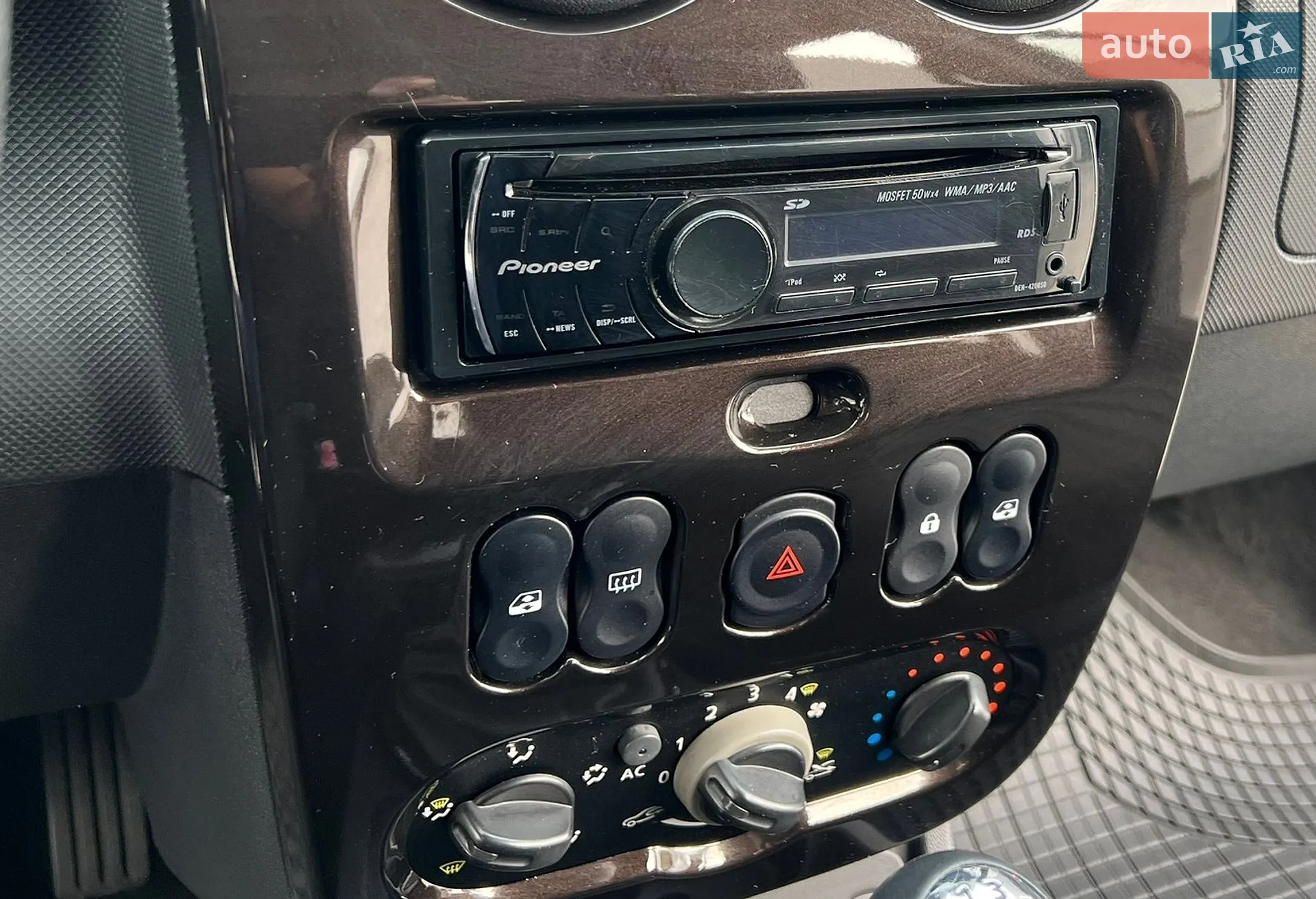 2011 Dacia Duster - мініатюра 68