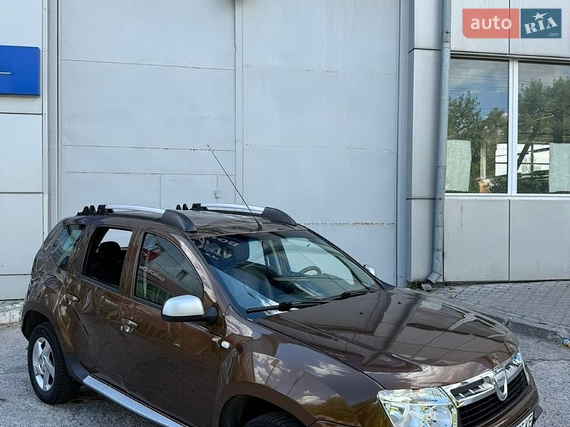 Dacia Duster 2011