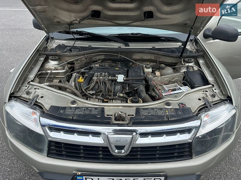 Позашляховик / Кросовер Dacia Duster 2010 в Полтаві