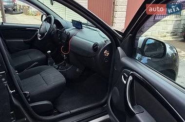 Позашляховик / Кросовер Dacia Duster 2010 в Рівному