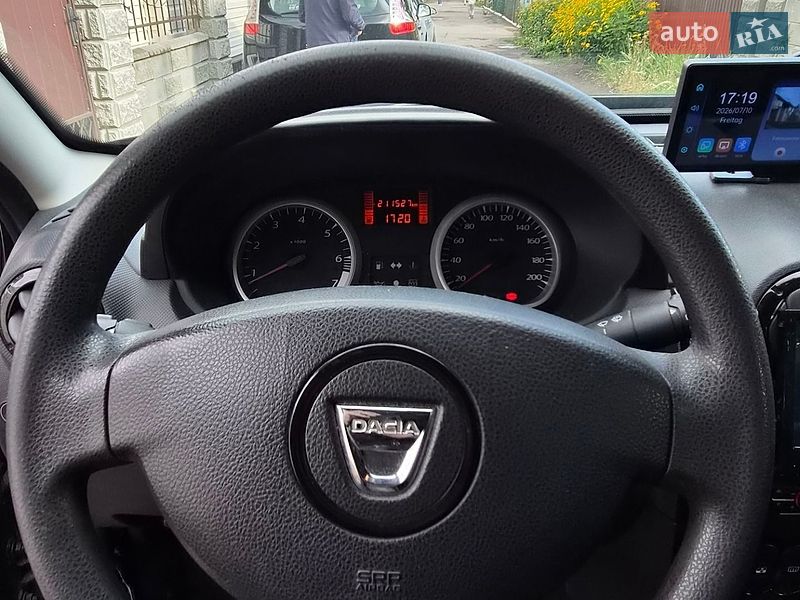 Позашляховик / Кросовер Dacia Duster 2010 в Рівному