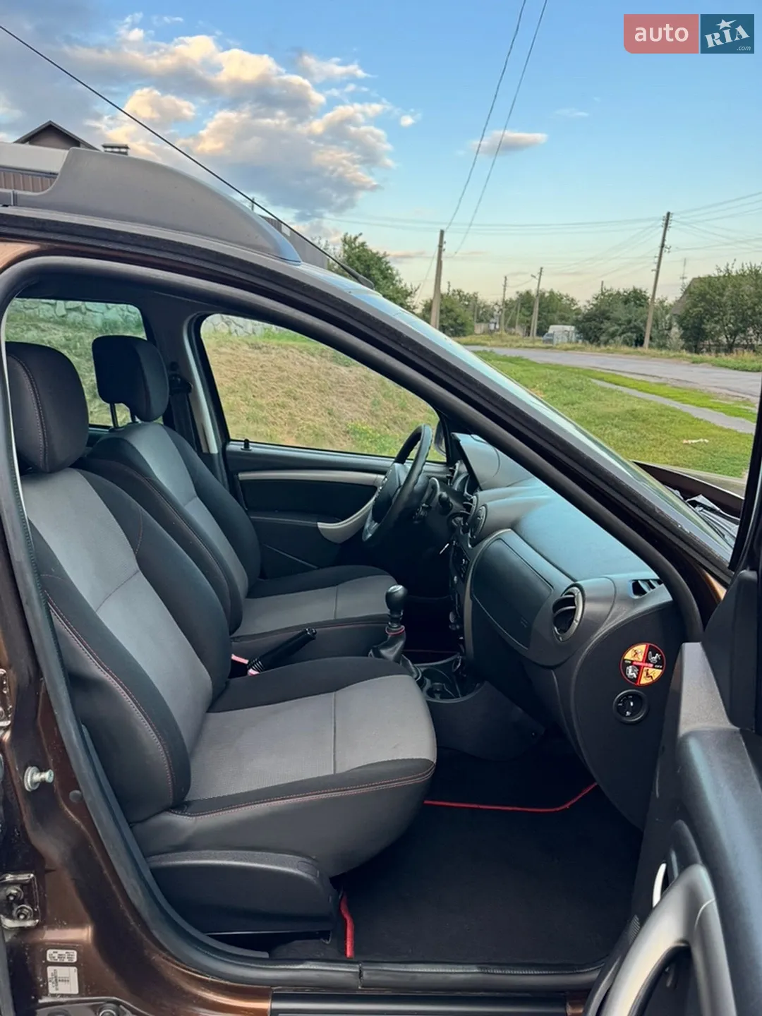 2013 Dacia Duster - мініатюра 27