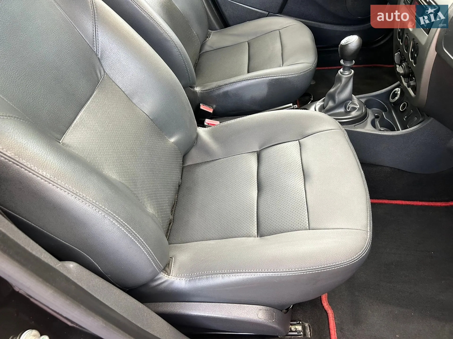 2013 Dacia Duster - мініатюра 47
