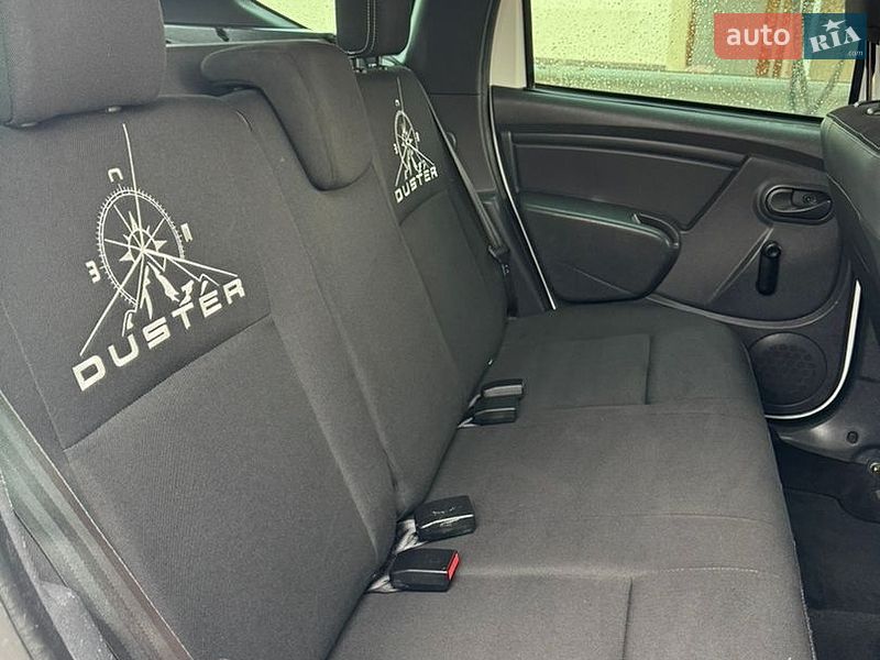 Позашляховик / Кросовер Dacia Duster 2013 в Великій Багачці