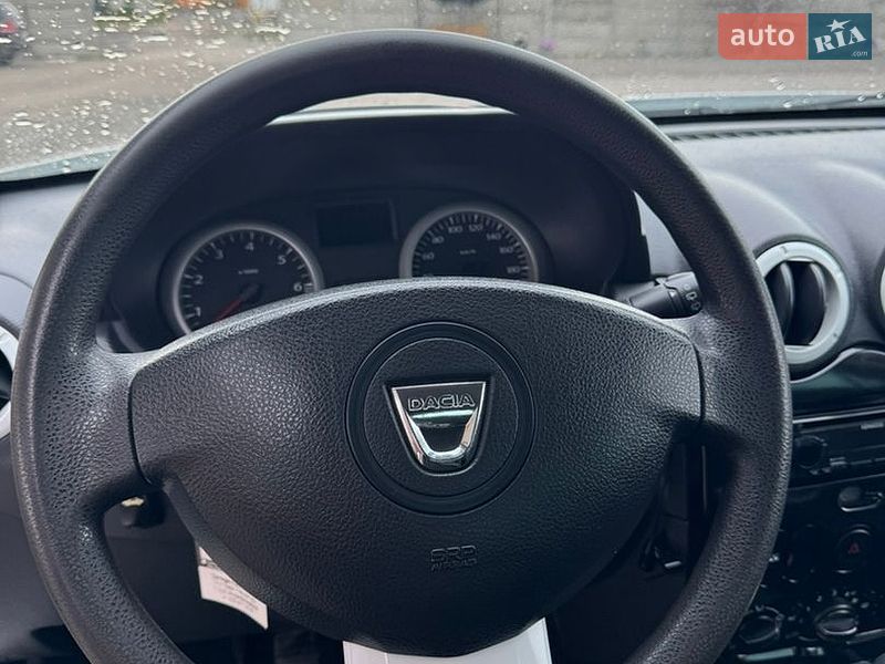 Позашляховик / Кросовер Dacia Duster 2013 в Великій Багачці