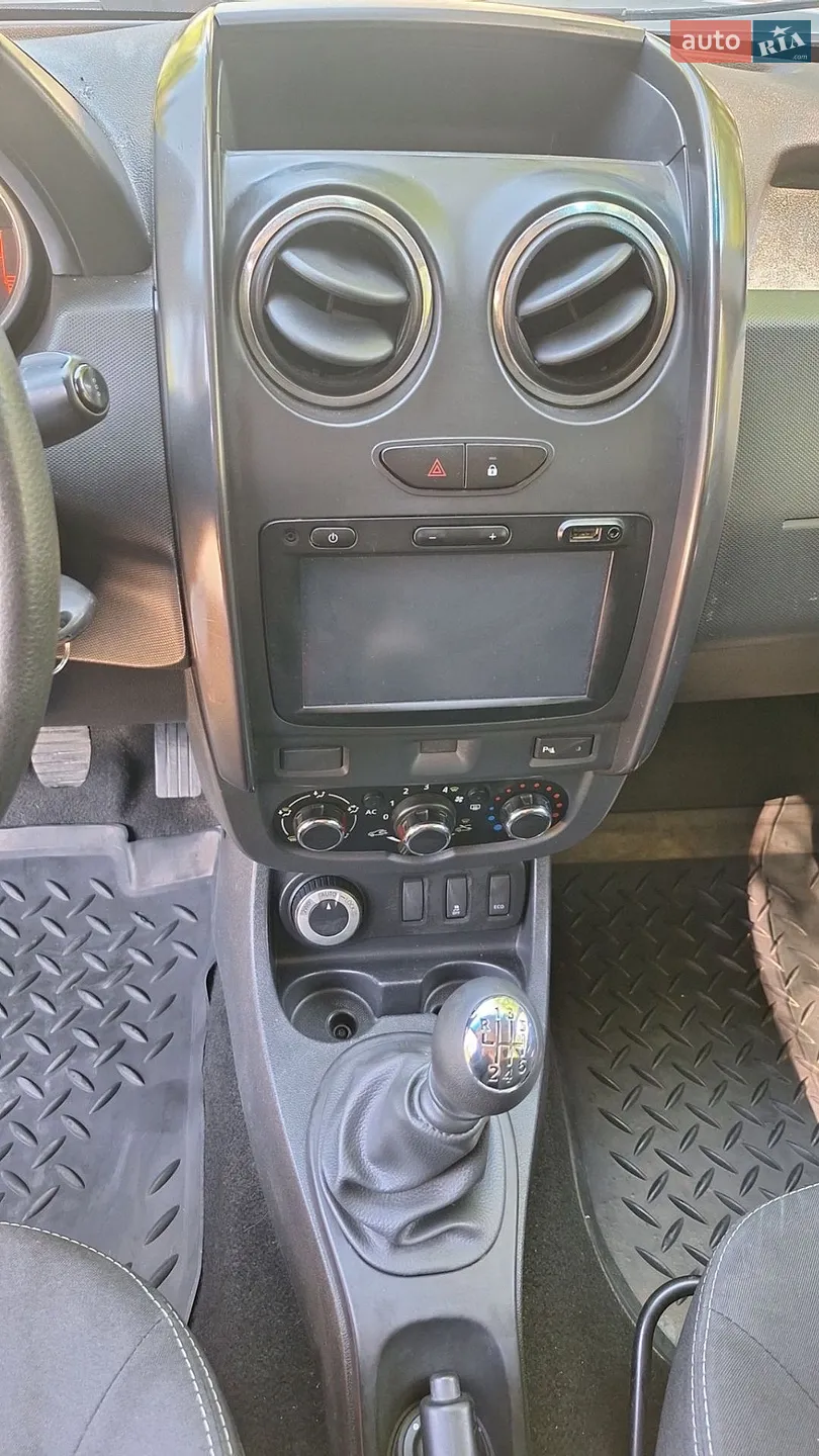 2014 Dacia Duster - мініатюра 16