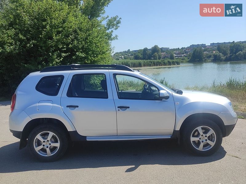 Dacia Duster 2011 Dacia Duster 2011