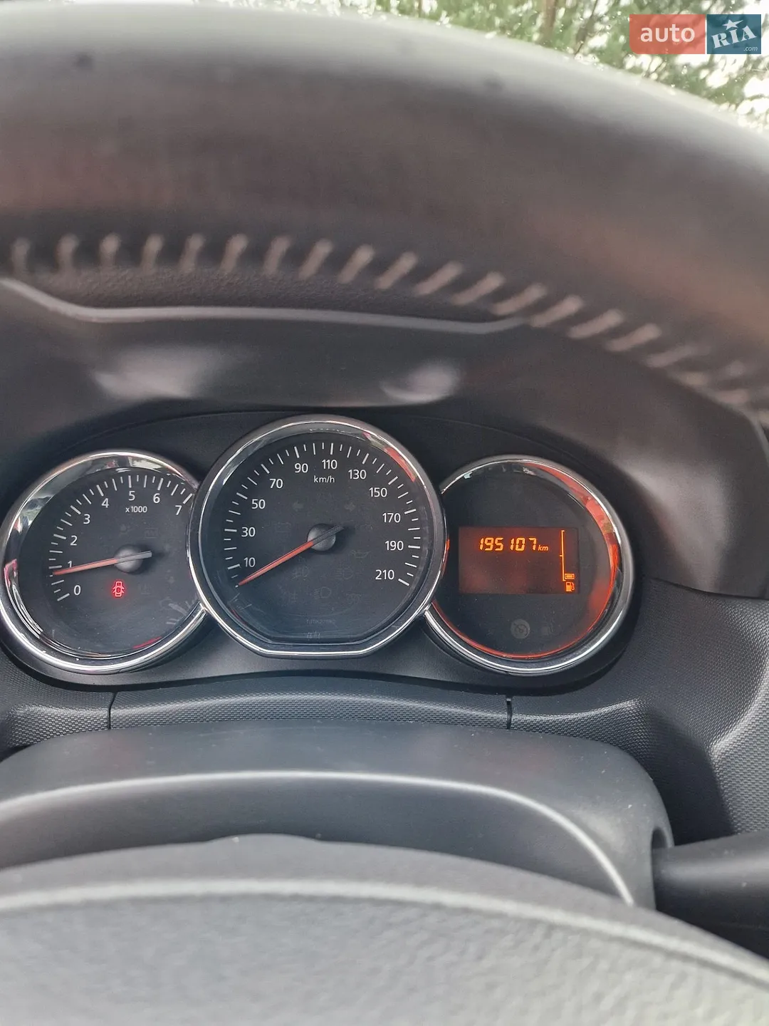 2014 Dacia Duster - мініатюра 48