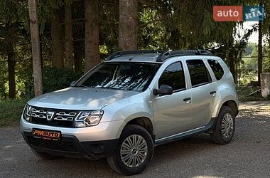 Внедорожник / Кроссовер Dacia Duster 2016 в Бурштыне