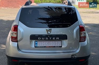 Позашляховик / Кросовер Dacia Duster 2016 в Бурштині