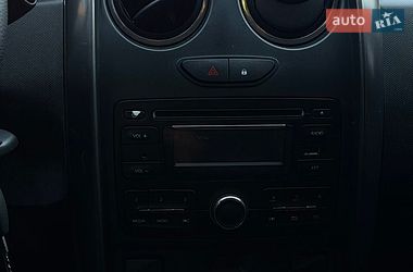 Позашляховик / Кросовер Dacia Duster 2016 в Бурштині