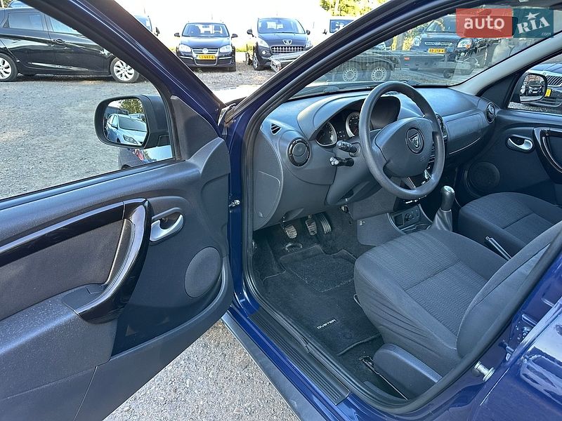 Позашляховик / Кросовер Dacia Duster 2012 в Івано-Франківську