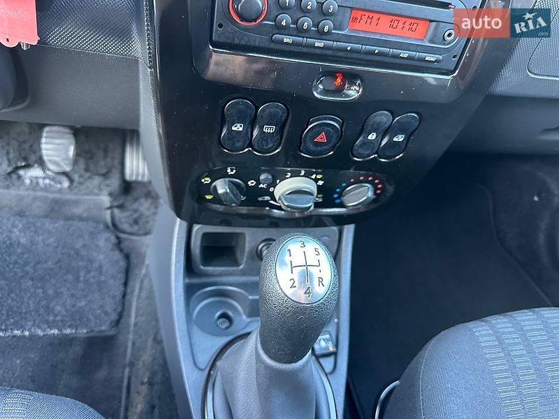 Позашляховик / Кросовер Dacia Duster 2012 в Івано-Франківську