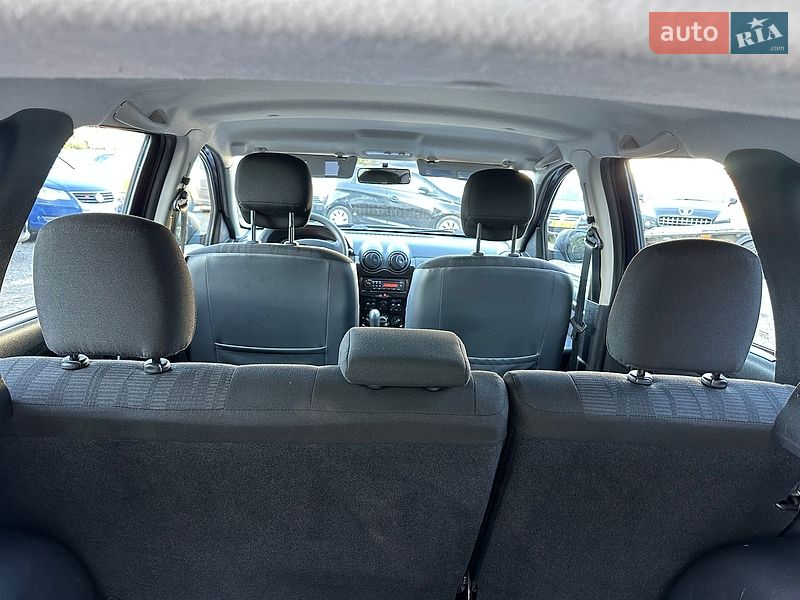 Позашляховик / Кросовер Dacia Duster 2012 в Івано-Франківську
