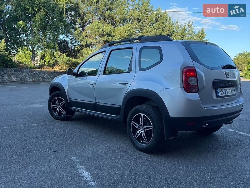 Внедорожник / Кроссовер Dacia Duster 2010 в Гнивани