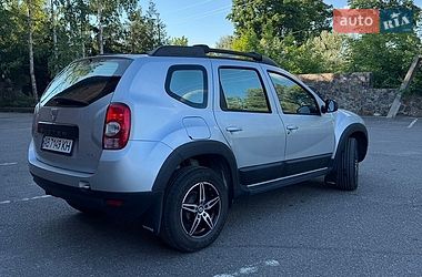 Внедорожник / Кроссовер Dacia Duster 2010 в Гнивани