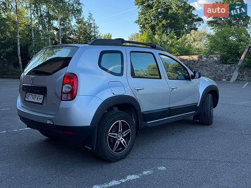 Внедорожник / Кроссовер Dacia Duster 2010 в Гнивани