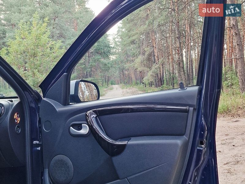 Внедорожник / Кроссовер Dacia Duster 2010 в Полтаве