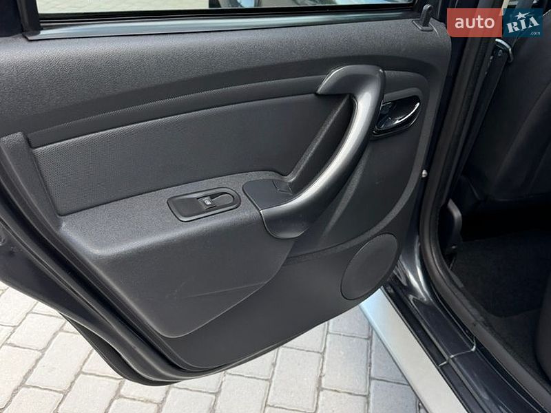 Внедорожник / Кроссовер Dacia Duster 2016 в Бродах