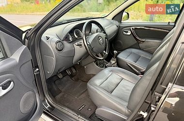 Позашляховик / Кросовер Dacia Duster 2013 в Тернополі
