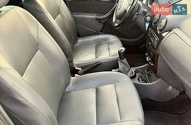 Позашляховик / Кросовер Dacia Duster 2013 в Тернополі