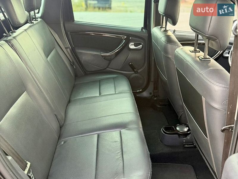 Позашляховик / Кросовер Dacia Duster 2013 в Тернополі