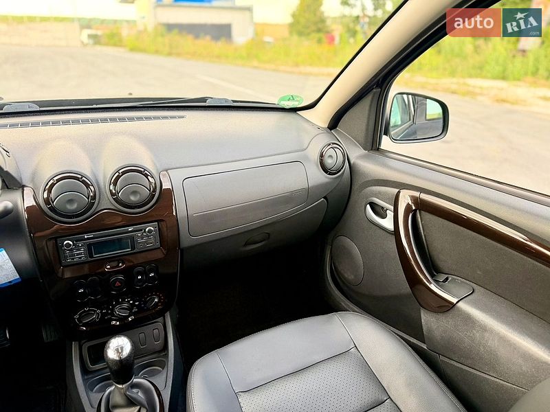 Позашляховик / Кросовер Dacia Duster 2013 в Тернополі