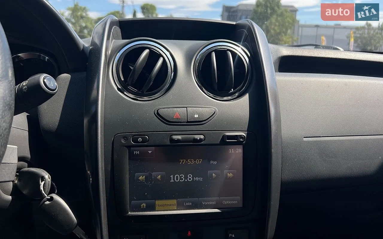 2015 Dacia Duster - мініатюра 16
