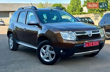 Позашляховик / Кросовер Dacia Duster 2011 в Луцьку