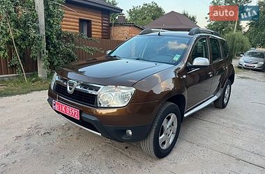 Позашляховик / Кросовер Dacia Duster 2011 в Охтирці