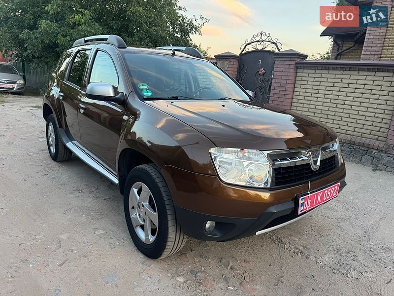 Внедорожник / Кроссовер Dacia Duster 2011 в Ахтырке