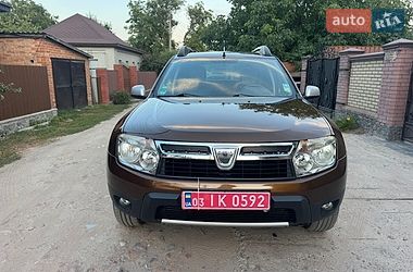Позашляховик / Кросовер Dacia Duster 2011 в Охтирці